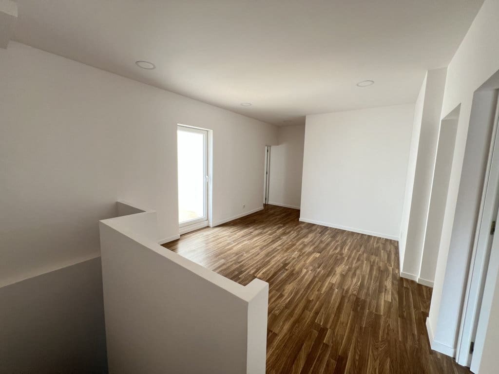 5 soveværelse Byhus til salg i Pinoso med swimmingpool - € 195.000 (Ref: 8585667)