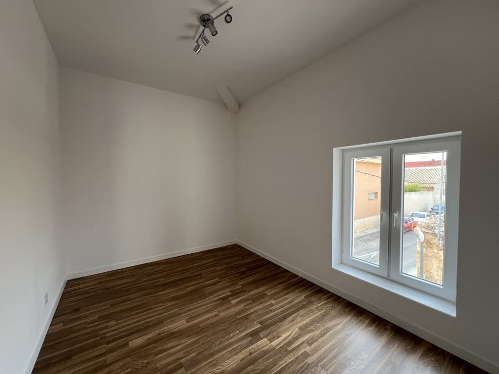 5 soveværelse Byhus til salg i Pinoso med swimmingpool - € 195.000 (Ref: 8585667)