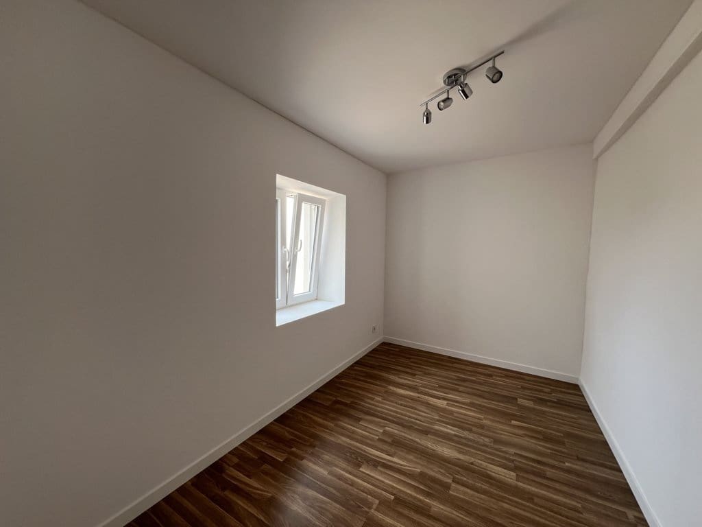 5 soveværelse Byhus til salg i Pinoso med swimmingpool - € 195.000 (Ref: 8585667)