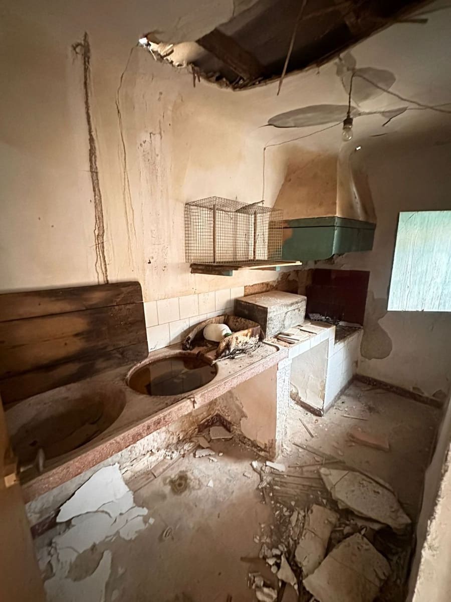 3 soveværelse Byhus til salg i Pinoso med swimmingpool - € 93.000 (Ref: 8585668)