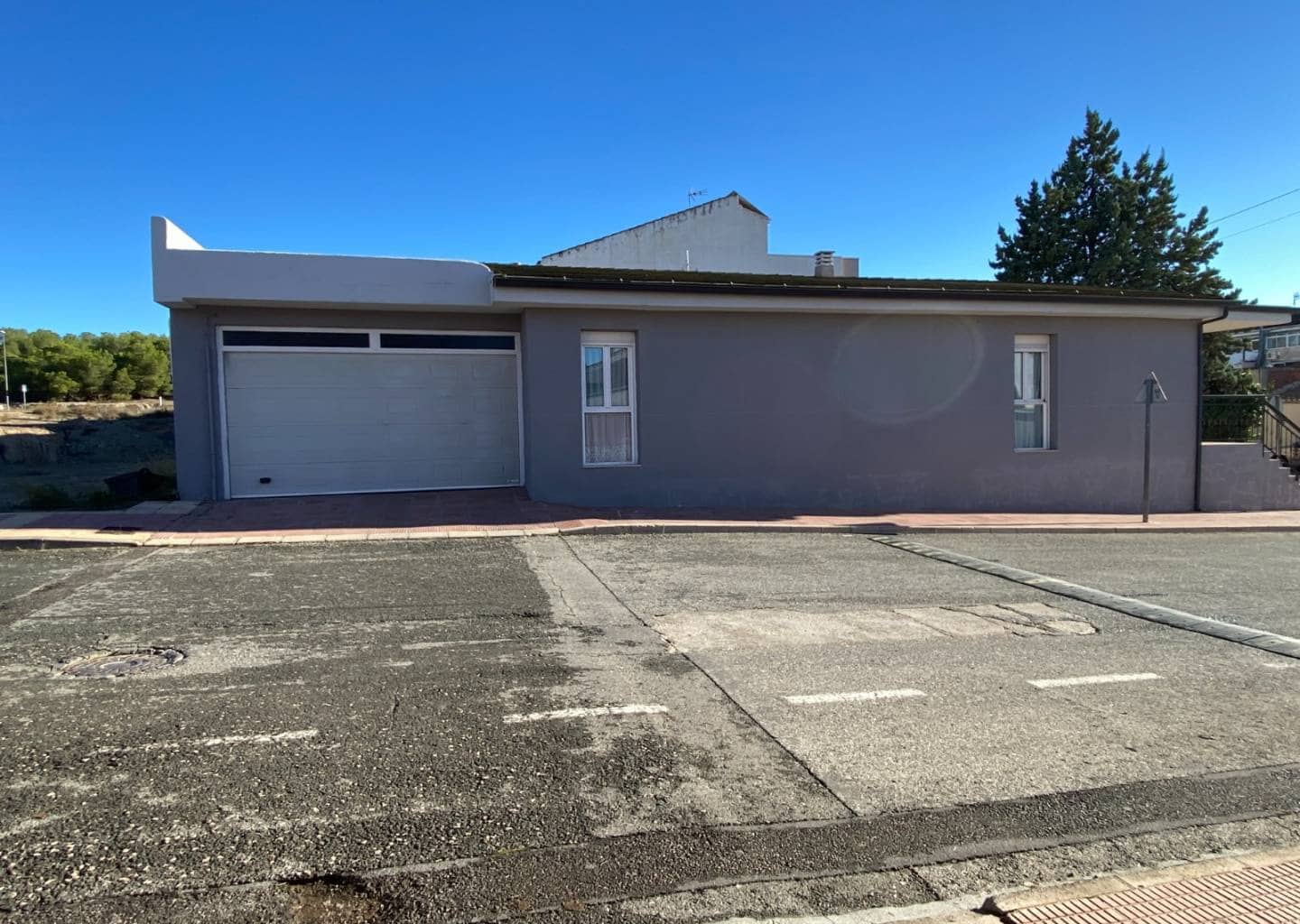 3 soveværelse Byhus til salg i Sax med swimmingpool - € 349.995 (Ref: 8594365)