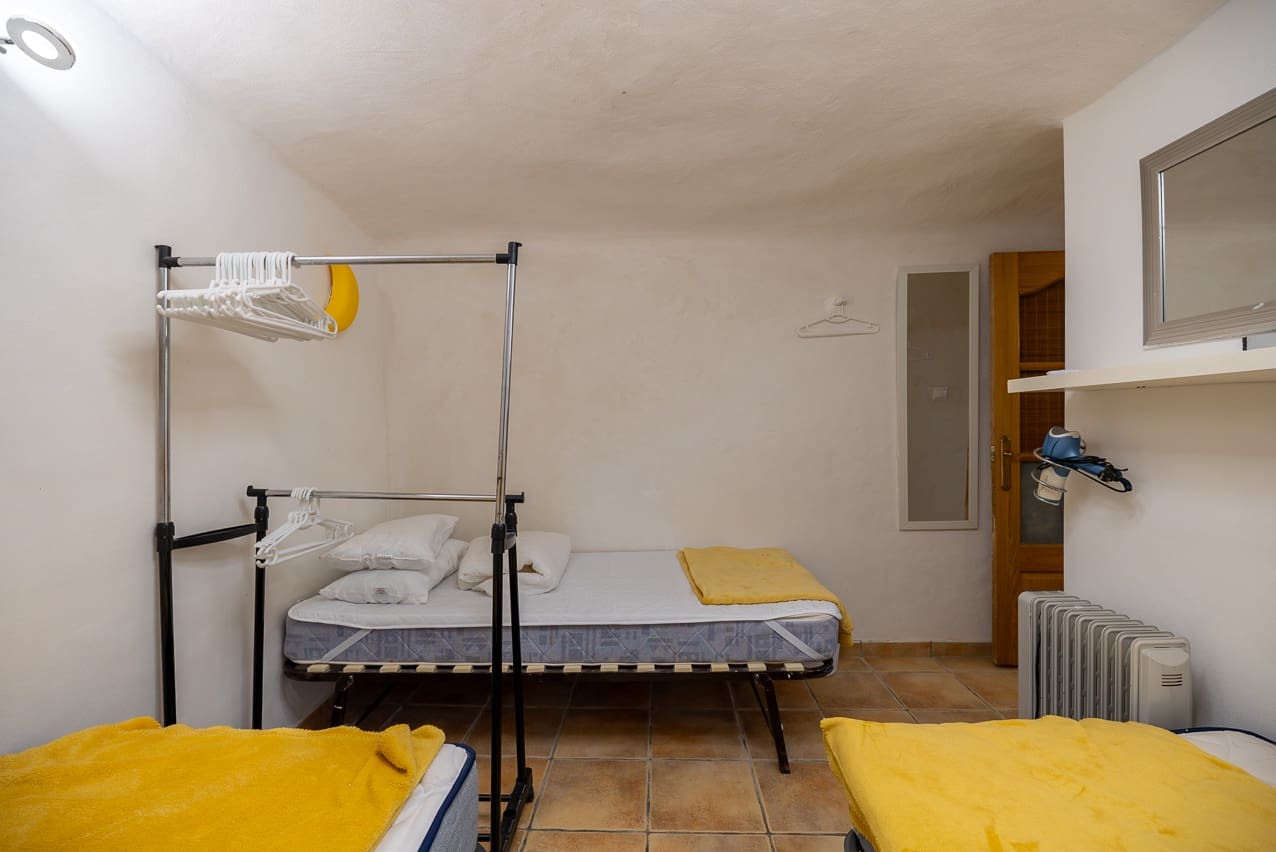 4 soveværelse Finca/Landehus til salg i Chinorlet / Xinorlet med swimmingpool - € 299.000 (Ref: 8644105)