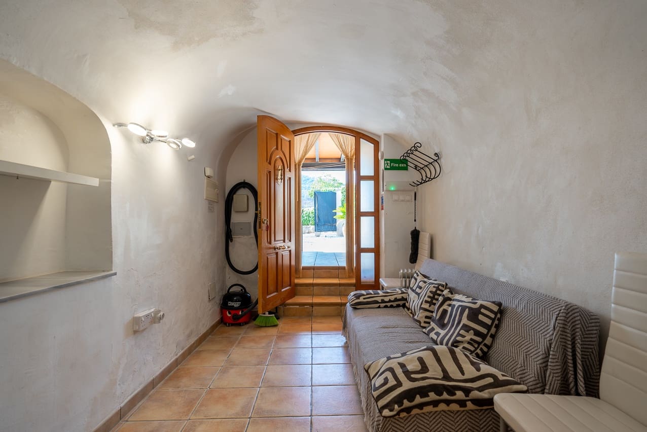 4 soveværelse Finca/Landehus til salg i Chinorlet / Xinorlet med swimmingpool - € 299.000 (Ref: 8644105)