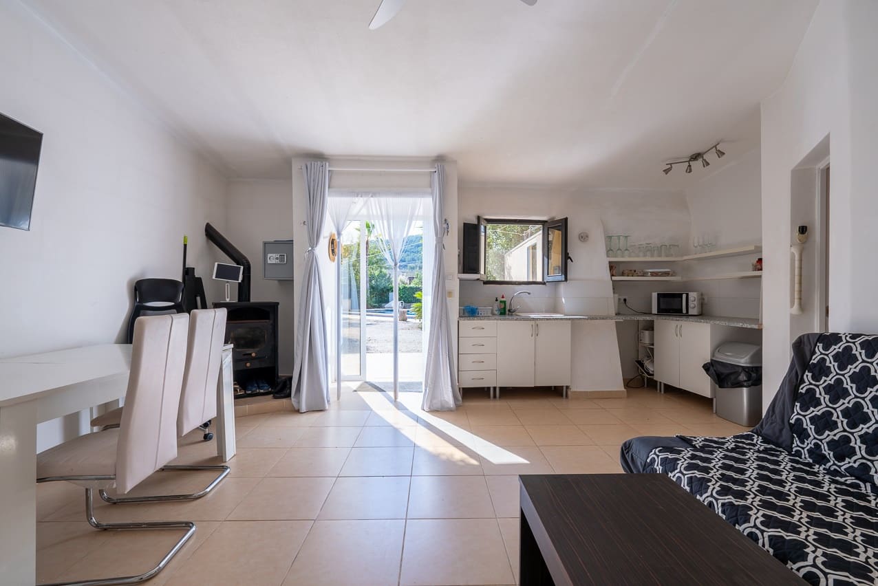 4 soveværelse Finca/Landehus til salg i Chinorlet / Xinorlet med swimmingpool - € 299.000 (Ref: 8644105)