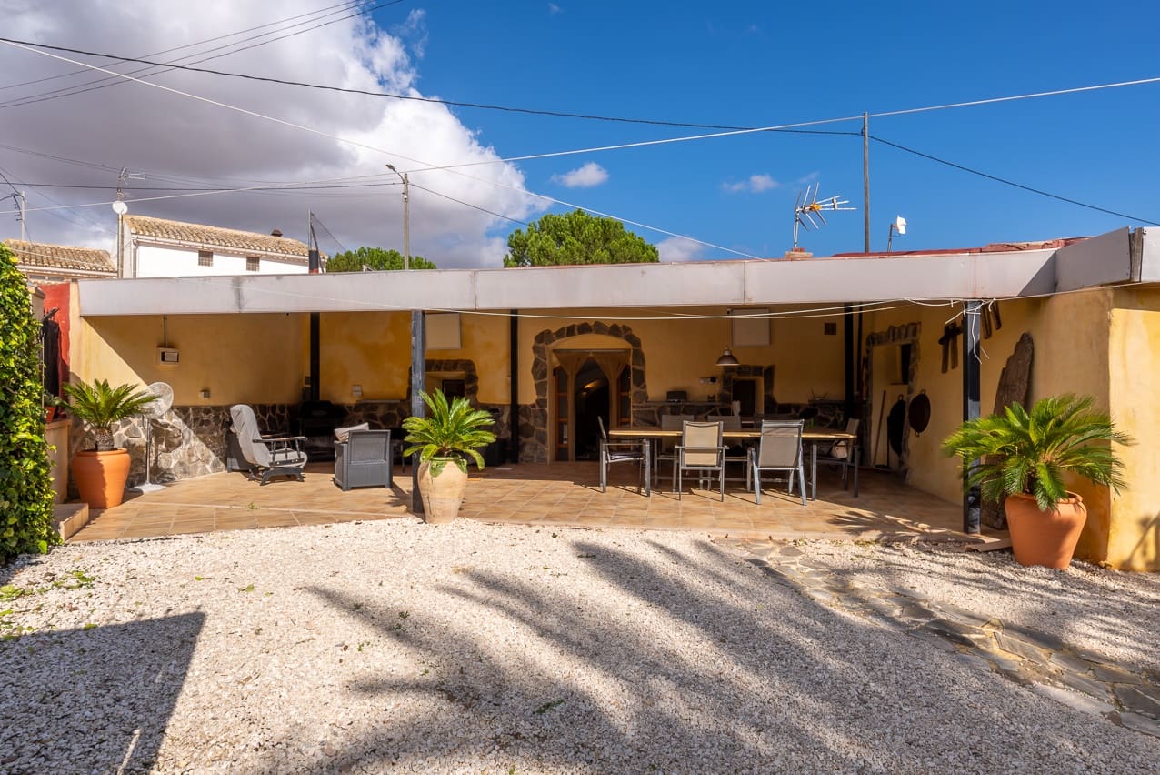 4 soveværelse Finca/Landehus til salg i Chinorlet / Xinorlet med swimmingpool - € 299.000 (Ref: 8644105)