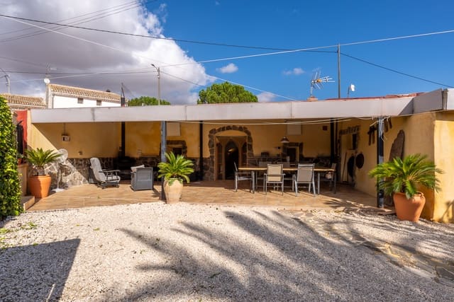 4 bedroom Finca/Country House for sale in Chinorlet / Xinorlet, Monóvar / Monóver with pool - € 299,000 (Ref: 8644105)