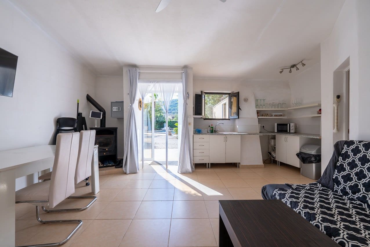 4 soverom Finca/Herregård til salgs i Chinorlet / Xinorlet med svømmebasseng - € 299 000 (Ref: 8644105)