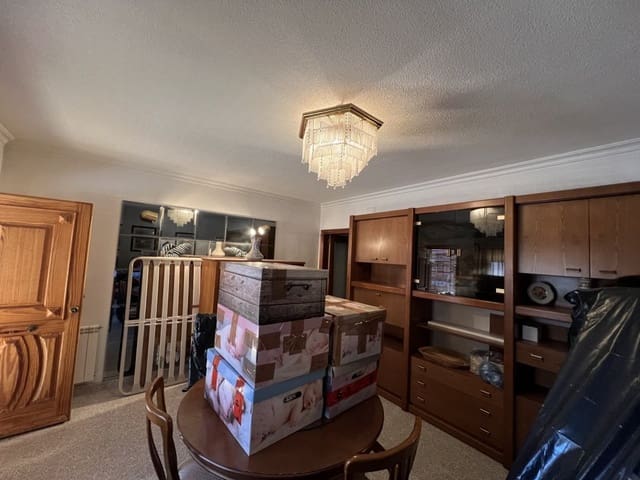 3 camera da letto Casa in vendita in Pinoso con piscina - 105.000 € (Rif: 8669106)