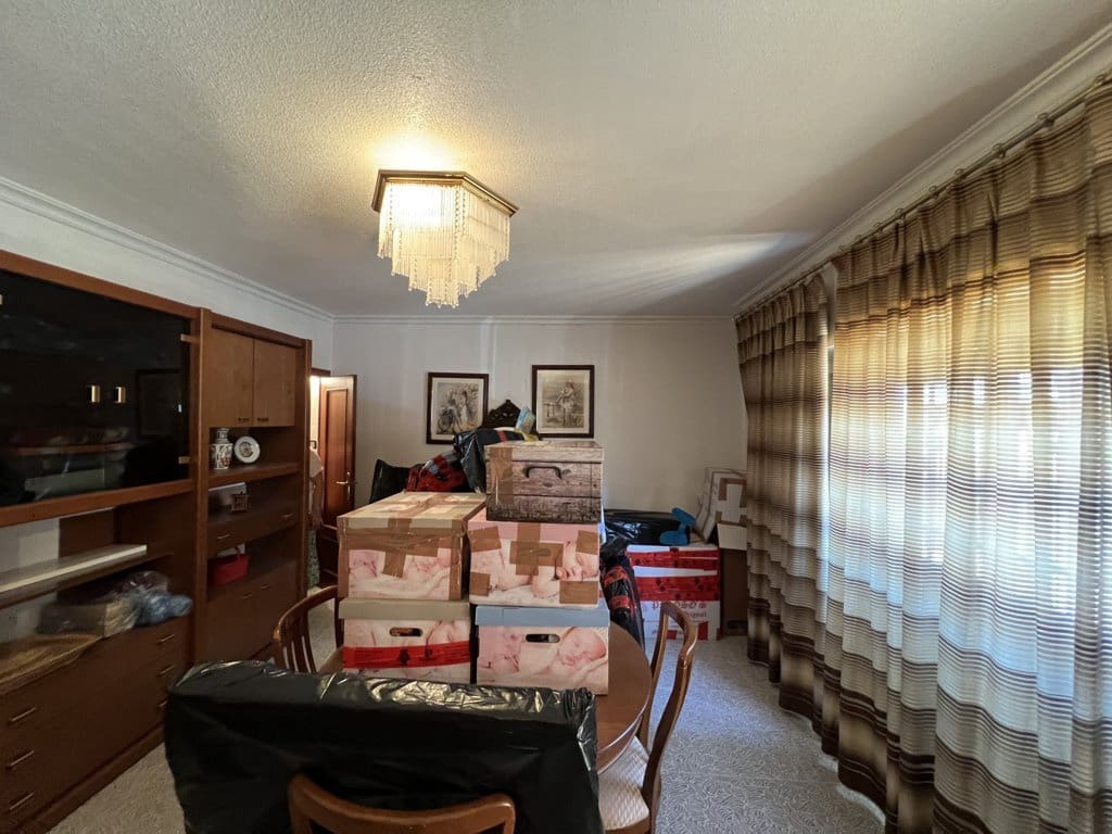 3 bedroom Townhouse for sale in Pinoso with pool - € 105,000 (Ref: 8669106)