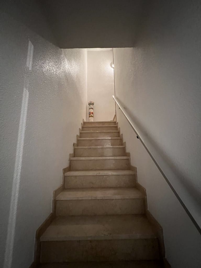 4 bedroom Townhouse for sale in Pinoso with pool - € 105,000 (Ref: 8669107)