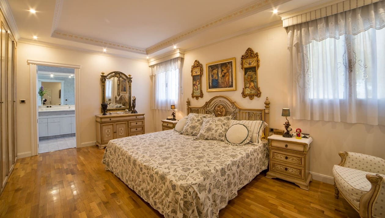 7 camera da letto Villa in vendita in Yecla con piscina - 600.000 € (Rif: 8757009)