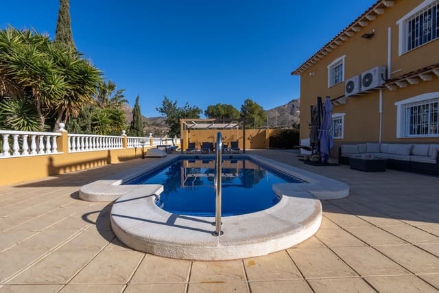6 soveværelse Villa til salg i Macisvenda, Abanilla med swimmingpool - € 544.500 (Ref: 8787221)