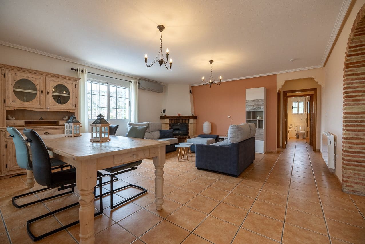 6 soverom Villa til salgs i Macisvenda med svømmebasseng - € 544 500 (Ref: 8787221)
