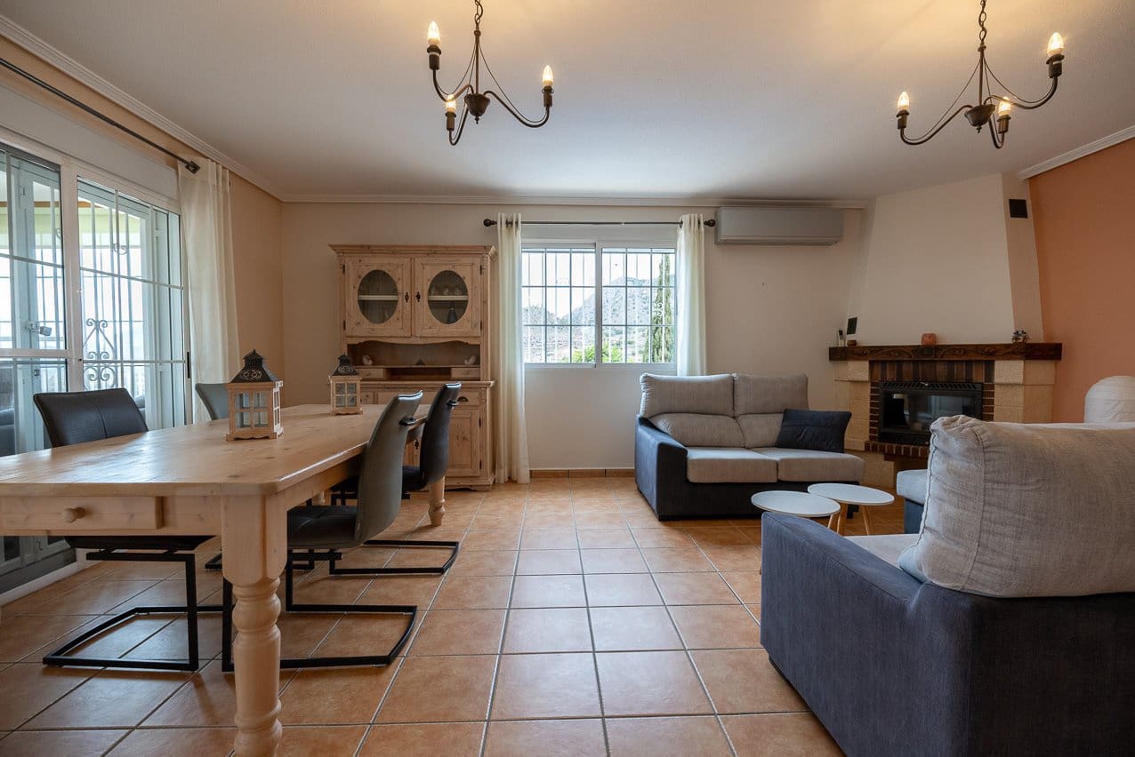 6 soverom Villa til salgs i Macisvenda med svømmebasseng - € 544 500 (Ref: 8787221)