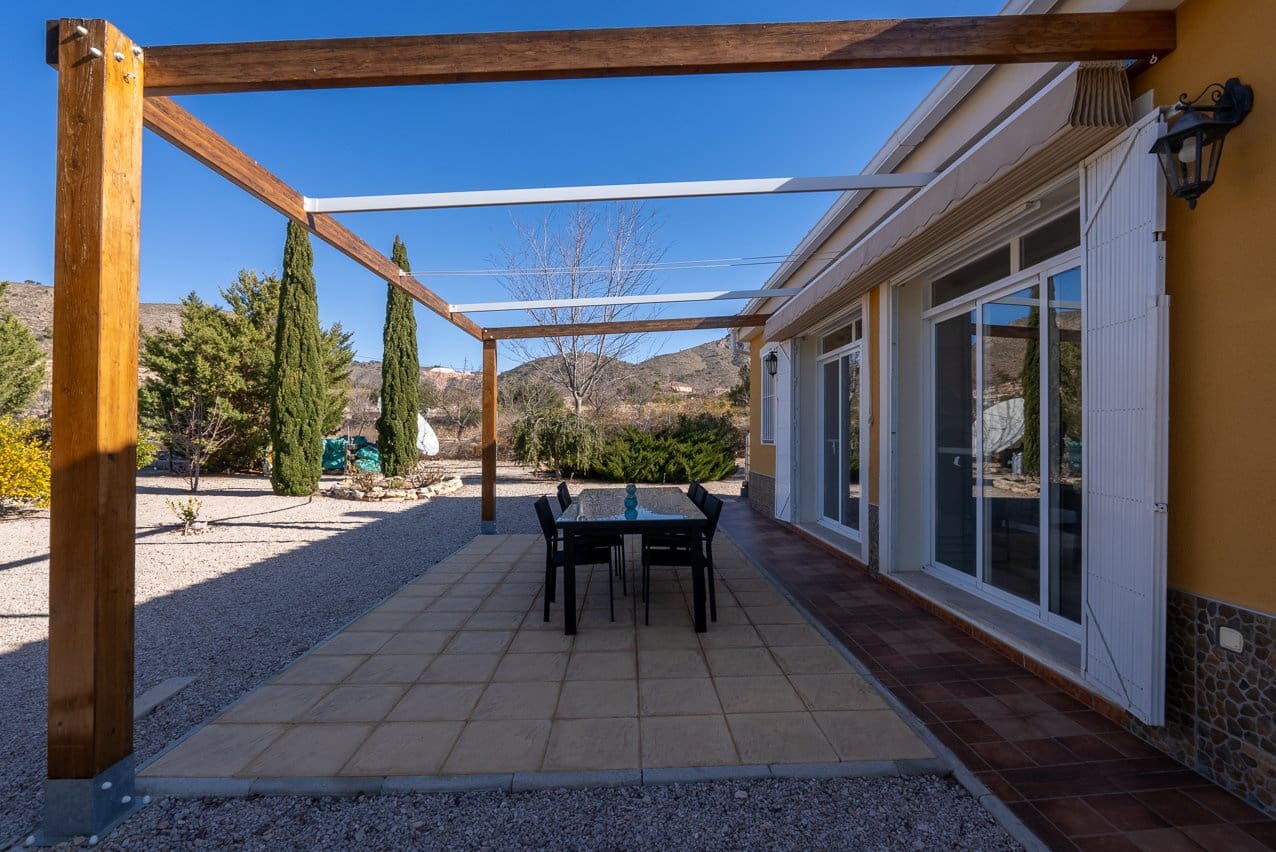 6 soverom Villa til salgs i Macisvenda med svømmebasseng - € 544 500 (Ref: 8787221)