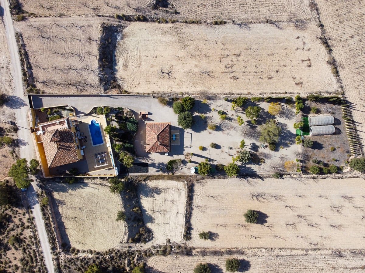 6 soverom Villa til salgs i Macisvenda med svømmebasseng - € 544 500 (Ref: 8787221)