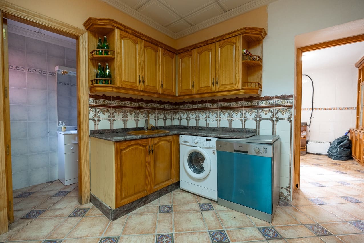 6 soverom Finca/Herregård til salgs i Monovar / Monover med svømmebasseng - € 399 995 (Ref: 8796626)