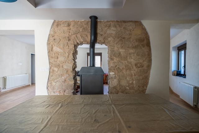 4 bedroom Townhouse for sale in Chinorlet / Xinorlet, Monóvar / Monóver with pool - € 290,000 (Ref: 8811910)