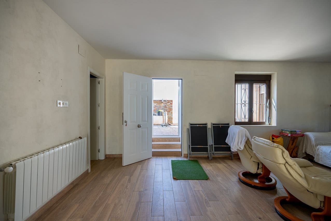 4 sypialnia Dom na sprzedaż w Chinorlet / Xinorlet z basenem - 290 000 € (Ref: 8811910)