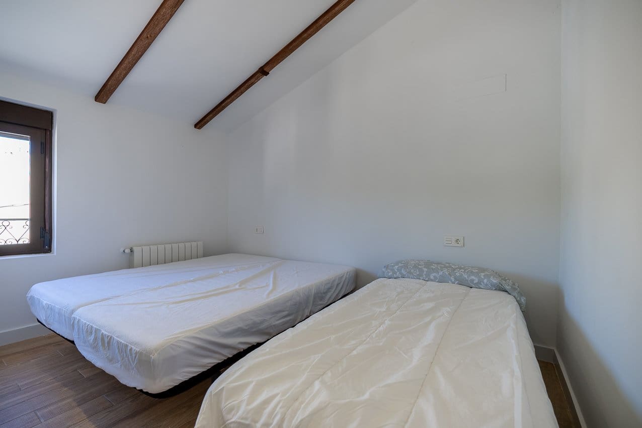4 sypialnia Dom na sprzedaż w Chinorlet / Xinorlet z basenem - 290 000 € (Ref: 8811910)