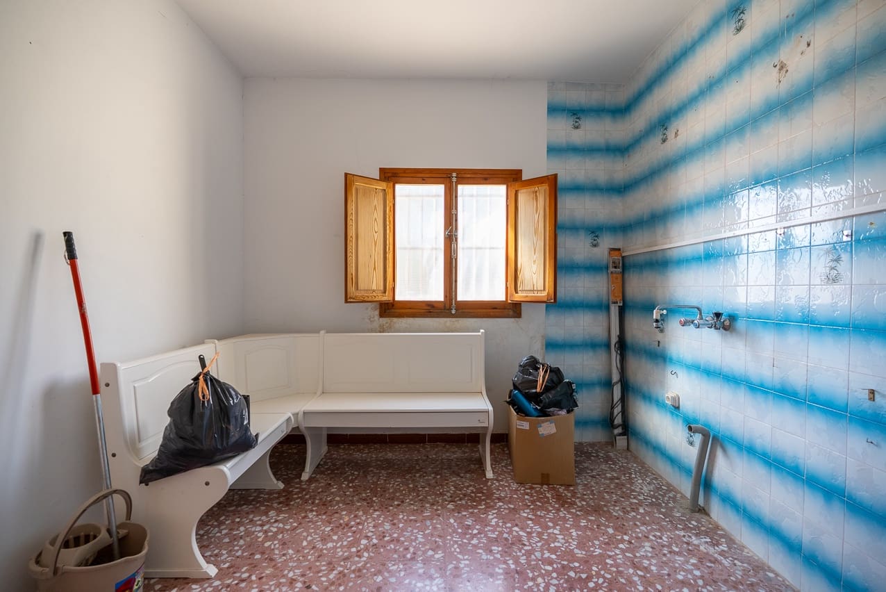 2 soveværelse Finca/Landehus til salg i Encebras med swimmingpool - € 209.950 (Ref: 8835898)