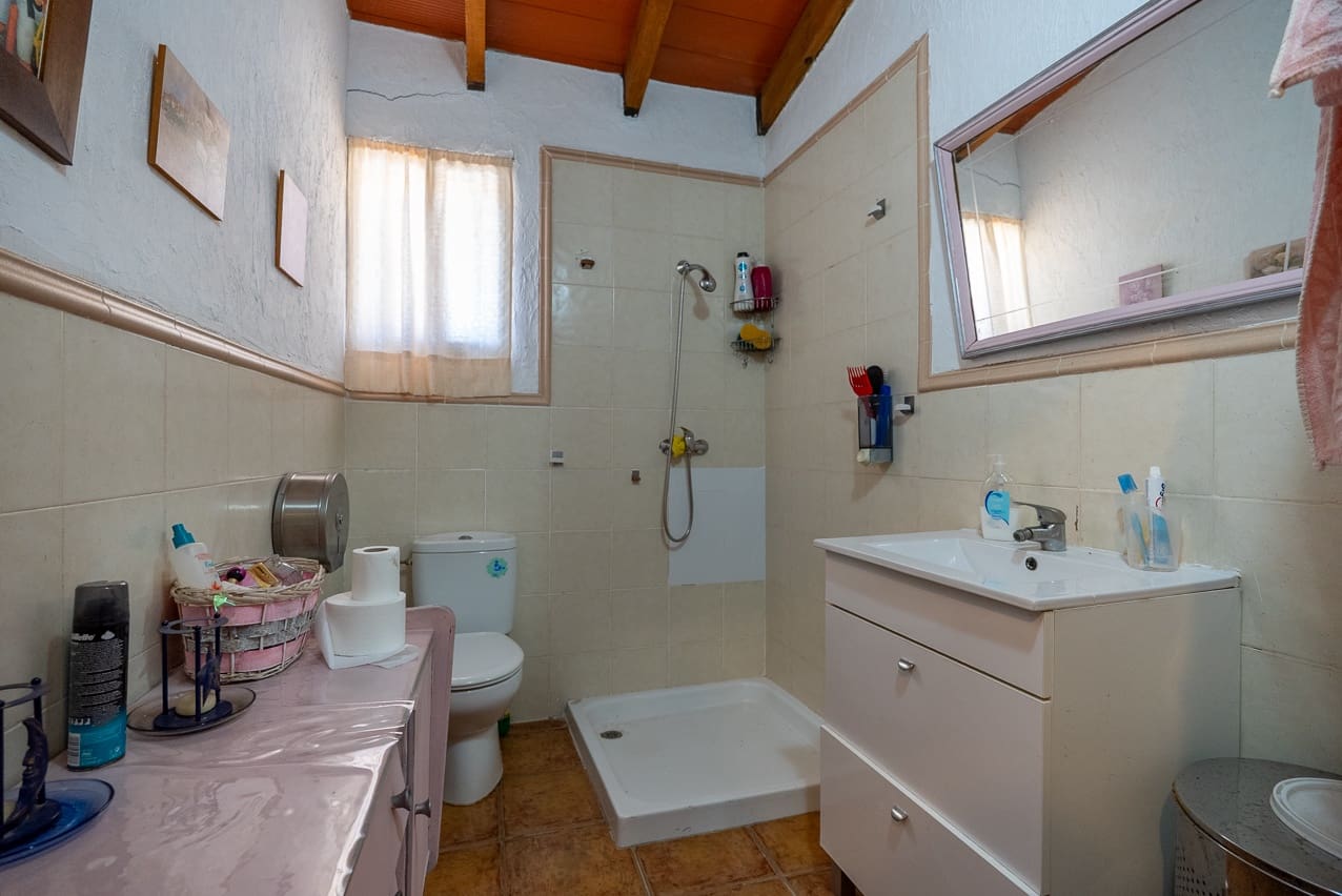 3 soveværelse Finca/Landehus til salg i Pinoso med swimmingpool - € 149.995 (Ref: 8841881)