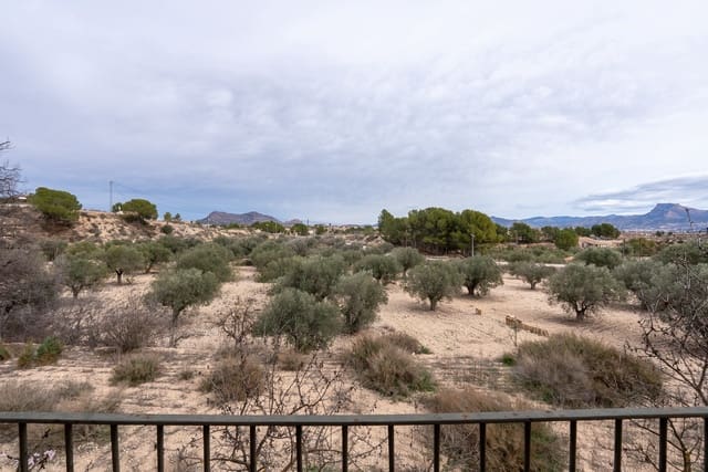 4 makuuhuone Maalaistalo myytävänä paikassa Monóvar / Monóver mukana uima-altaan - 180 000 € (Ref: 8879034)