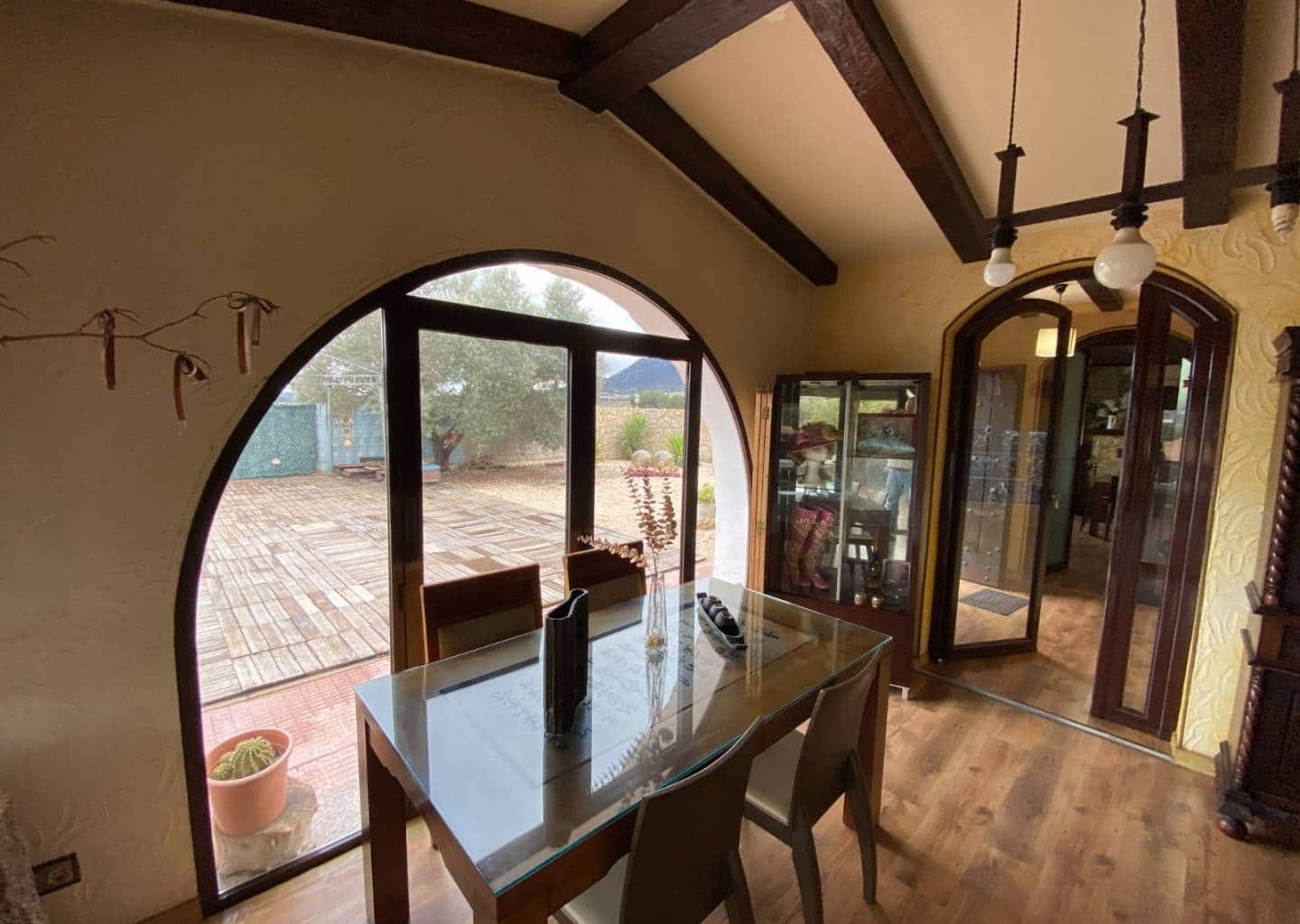 2 soveværelse Finca/Landehus til salg i Sax med swimmingpool - € 240.000 (Ref: 8885146)