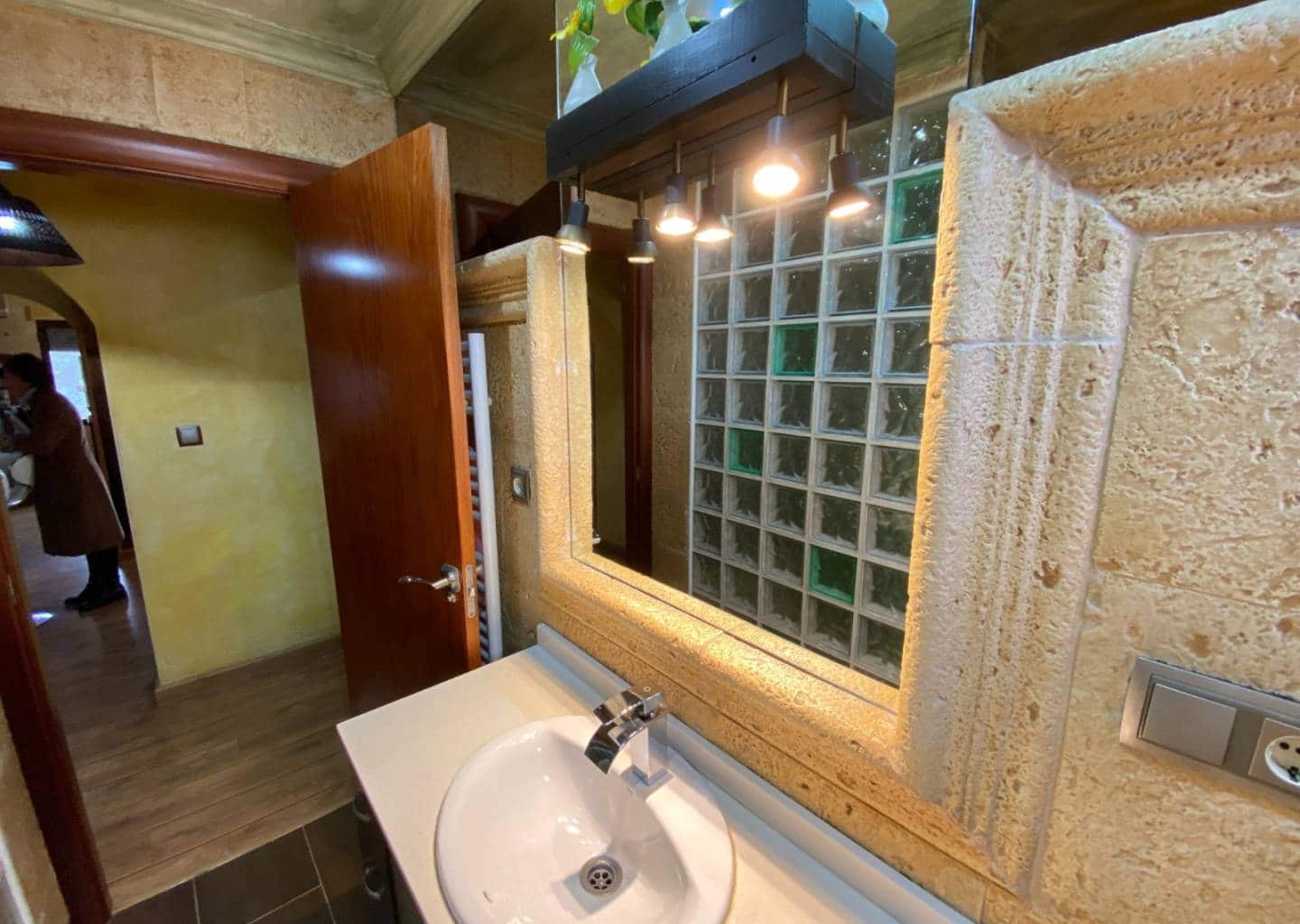 2 soveværelse Finca/Landehus til salg i Sax med swimmingpool - € 240.000 (Ref: 8885146)