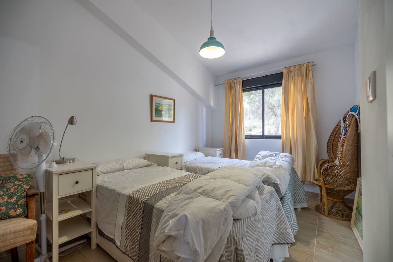 5 soveværelse Finca/Landehus til salg i Pinoso med swimmingpool - € 360.000 (Ref: 8887041)