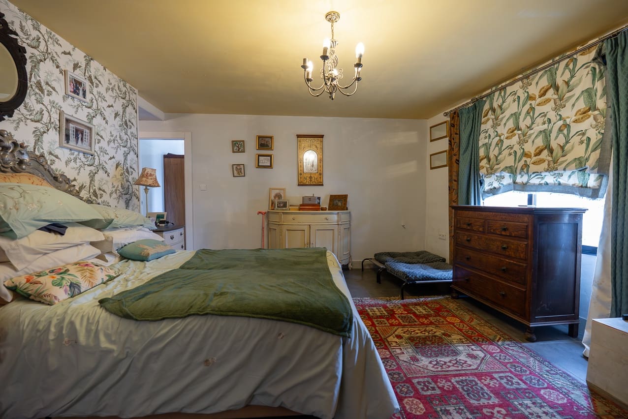 5 soveværelse Finca/Landehus til salg i Pinoso med swimmingpool - € 360.000 (Ref: 8887041)