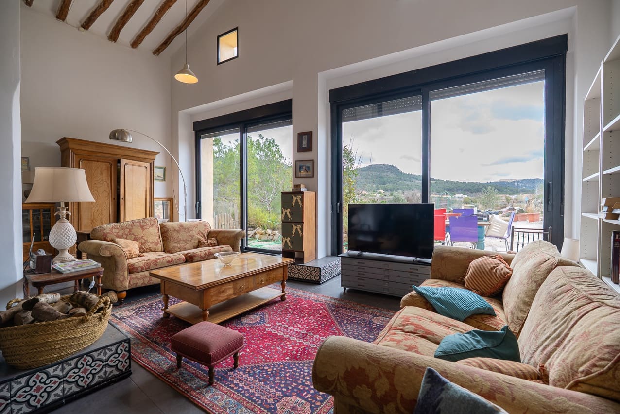 5 soveværelse Finca/Landehus til salg i Pinoso med swimmingpool - € 360.000 (Ref: 8887041)