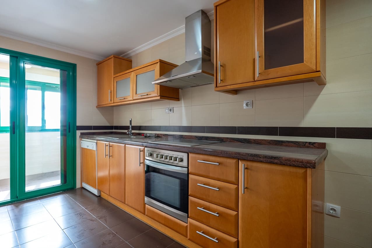 3 soveværelse Lejlighed til salg i Pinoso med swimmingpool - € 170.000 (Ref: 8895576)