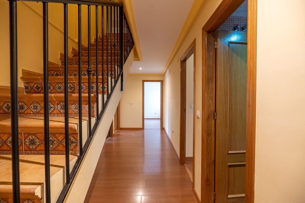 3 soveværelse Lejlighed til salg i Pinoso med swimmingpool - € 170.000 (Ref: 8895576)