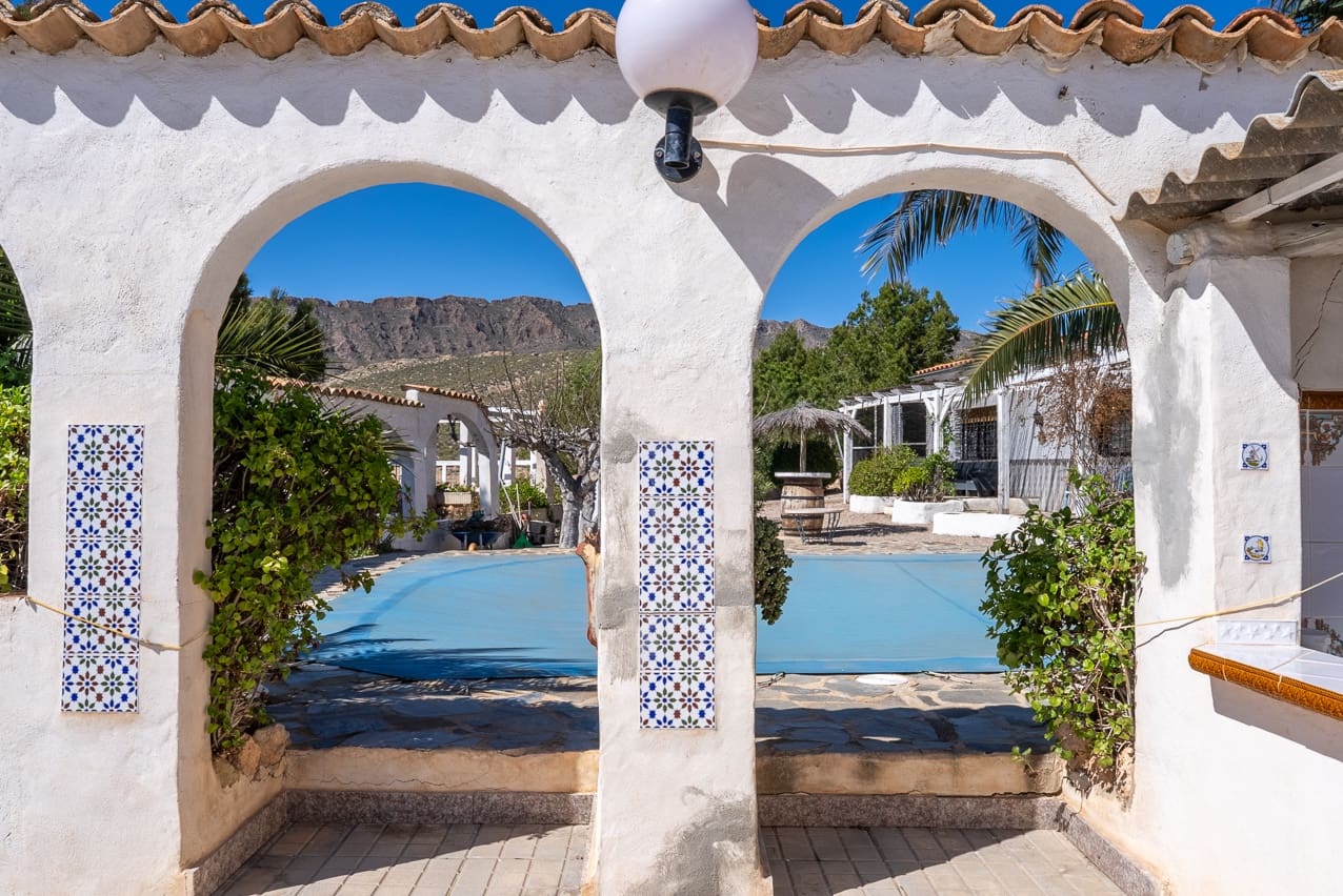 7 sypialnia Finka/Dom wiejski na sprzedaż w Jumilla z basenem - 299 995 € (Ref: 8913515)