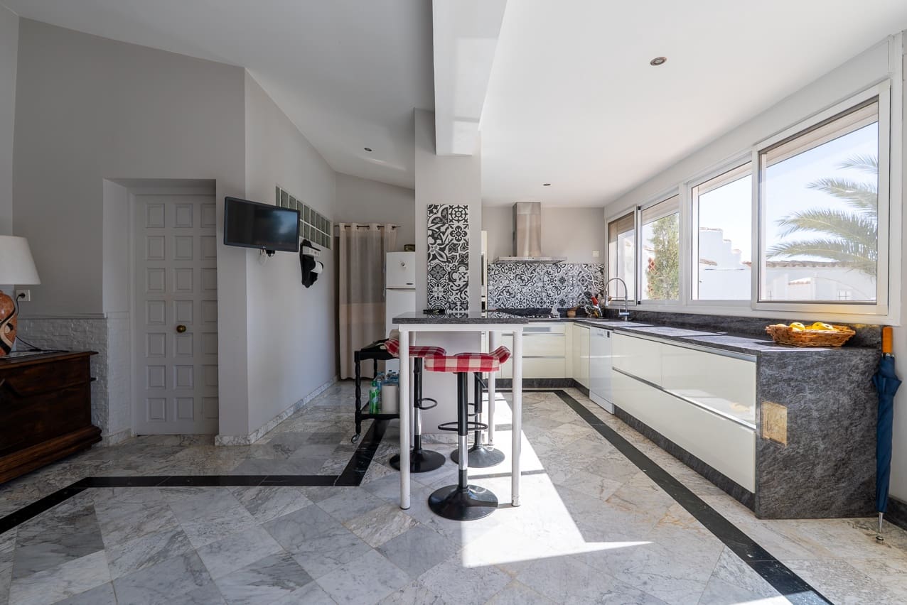 7 sypialnia Finka/Dom wiejski na sprzedaż w Jumilla z basenem - 299 995 € (Ref: 8913515)