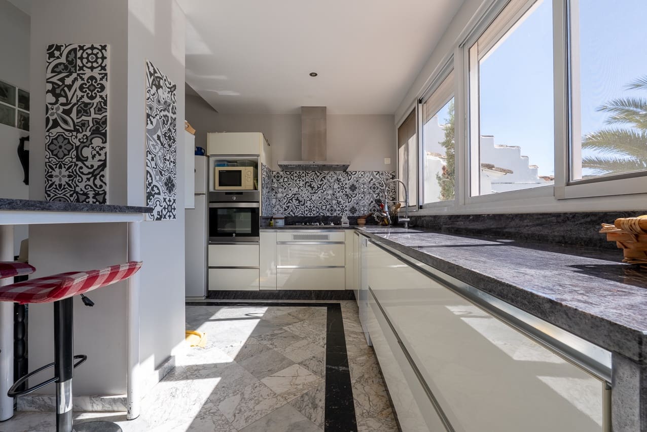 7 sypialnia Finka/Dom wiejski na sprzedaż w Jumilla z basenem - 299 995 € (Ref: 8913515)