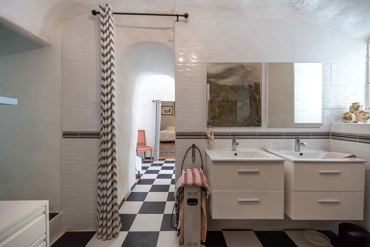 7 sypialnia Finka/Dom wiejski na sprzedaż w Jumilla z basenem - 299 995 € (Ref: 8913515)