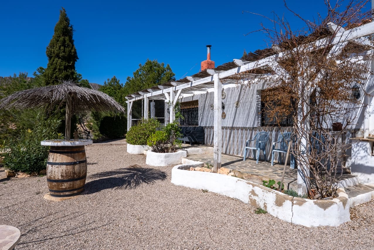 7 sypialnia Finka/Dom wiejski na sprzedaż w Jumilla z basenem - 299 995 € (Ref: 8913515)