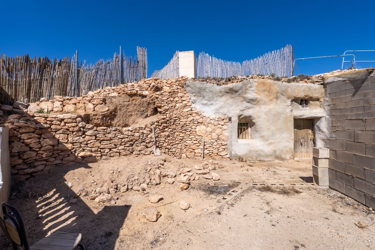 7 sypialnia Finka/Dom wiejski na sprzedaż w Jumilla z basenem - 299 995 € (Ref: 8913515)