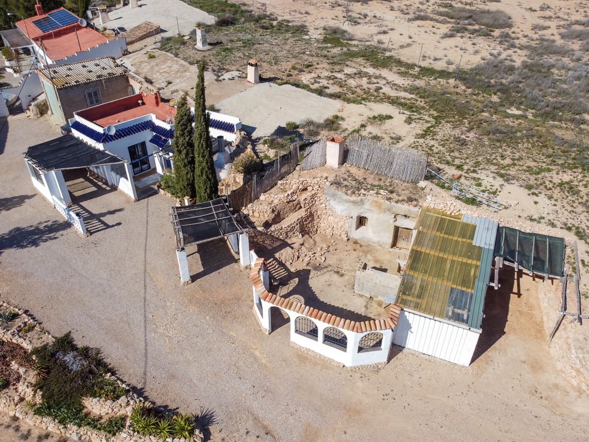 7 sypialnia Finka/Dom wiejski na sprzedaż w Jumilla z basenem - 299 995 € (Ref: 8913515)