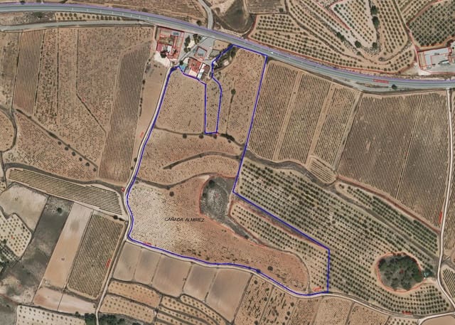 Ubebygd land til salgs i Pinoso - € 130 000 (Ref: 8941857)