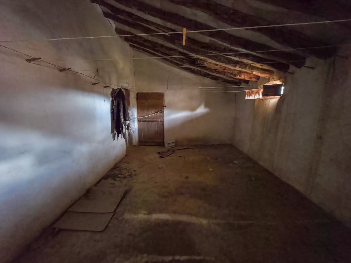 3 soveværelse Finca/Landehus til salg i Pinoso med swimmingpool - € 99.950 (Ref: 8941858)