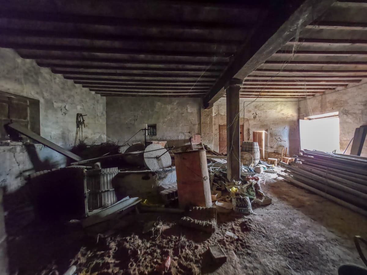 3 soveværelse Finca/Landehus til salg i Pinoso med swimmingpool - € 99.950 (Ref: 8941858)