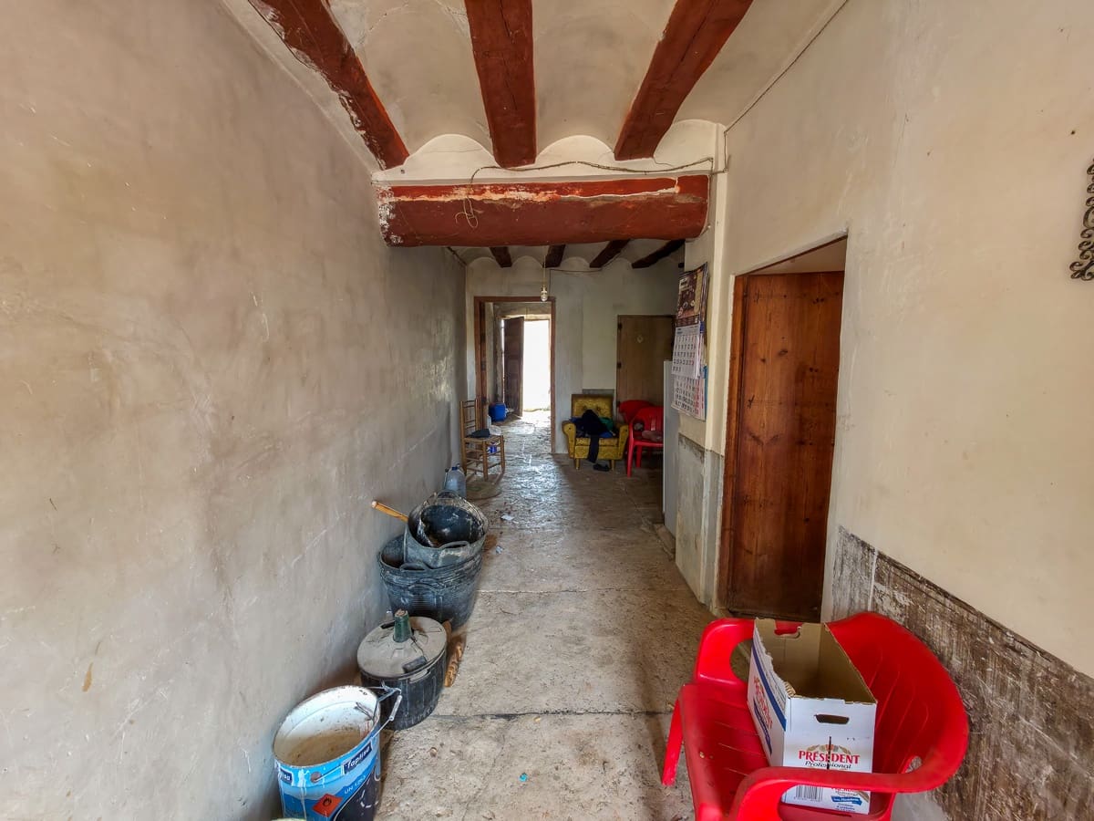 3 soveværelse Finca/Landehus til salg i Pinoso med swimmingpool - € 99.950 (Ref: 8941858)