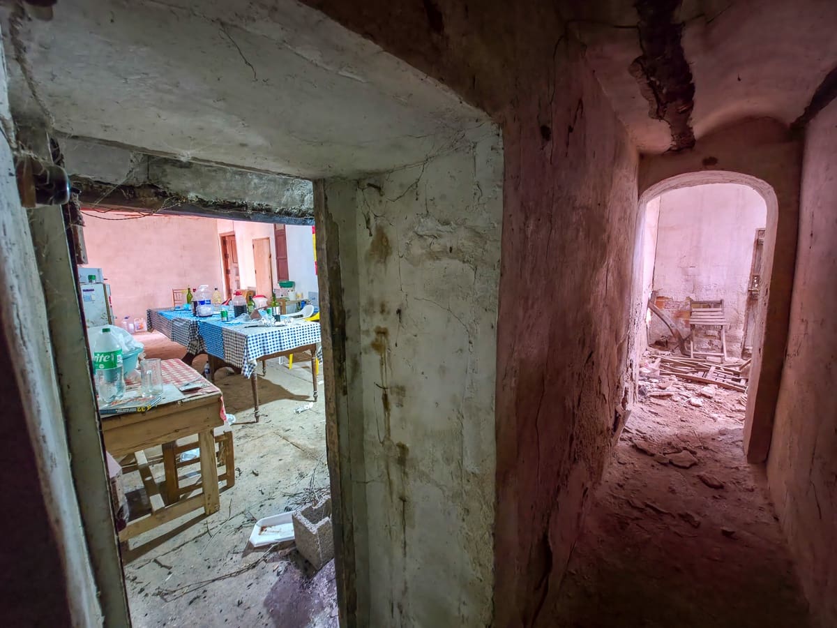 3 soveværelse Finca/Landehus til salg i Pinoso med swimmingpool - € 99.950 (Ref: 8941858)