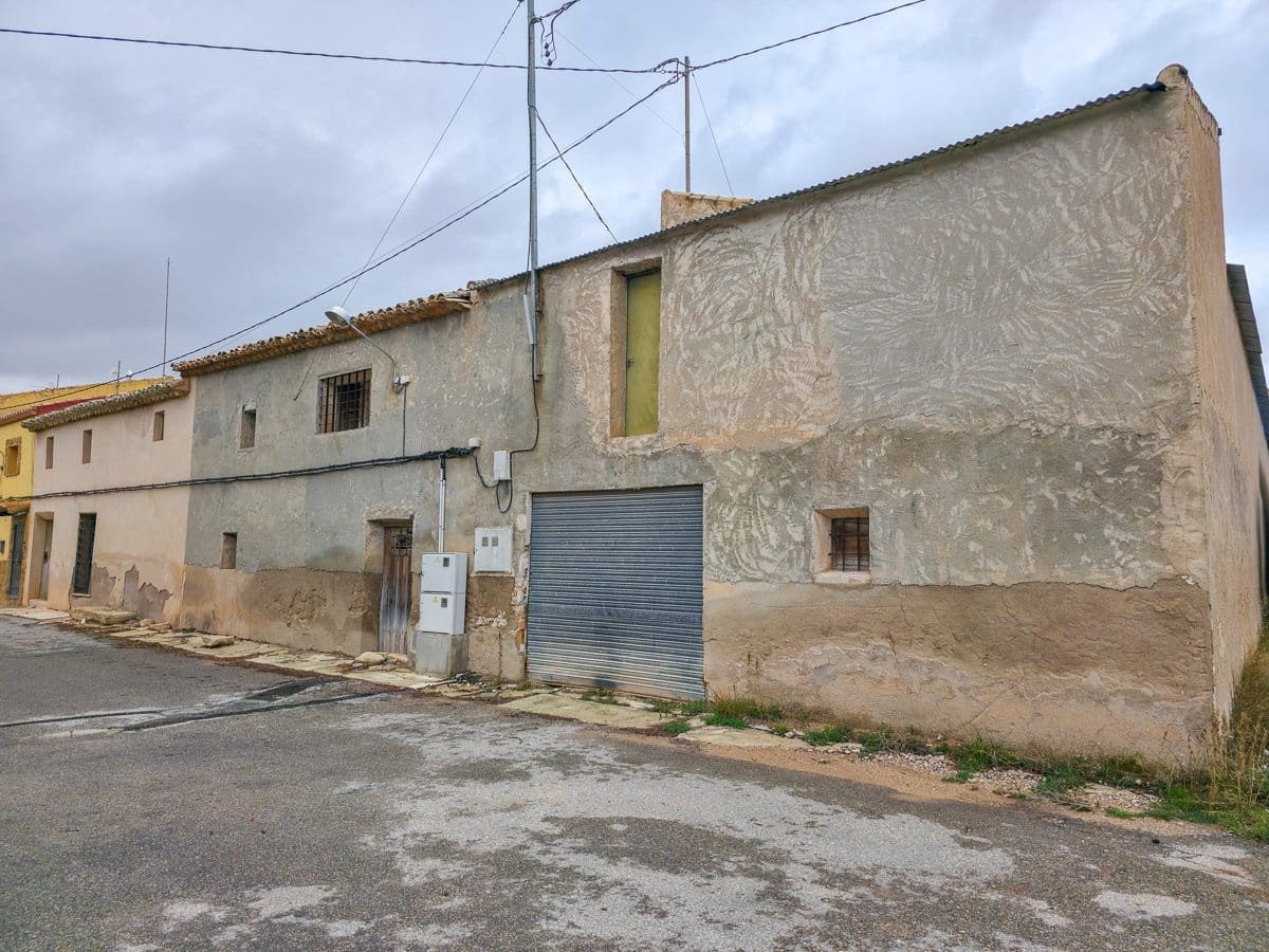 3 bedroom Finca/Country House for sale in Pinoso with pool - € 99,950 (Ref: 8941858)