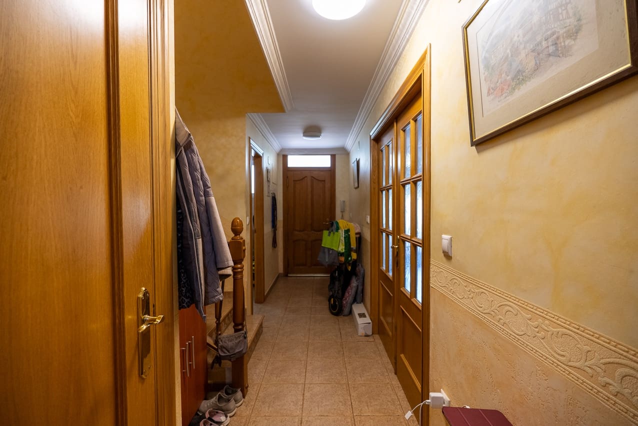 3 soverom Hus til salgs i Pinoso med svømmebasseng - € 149 995 (Ref: 8971392)