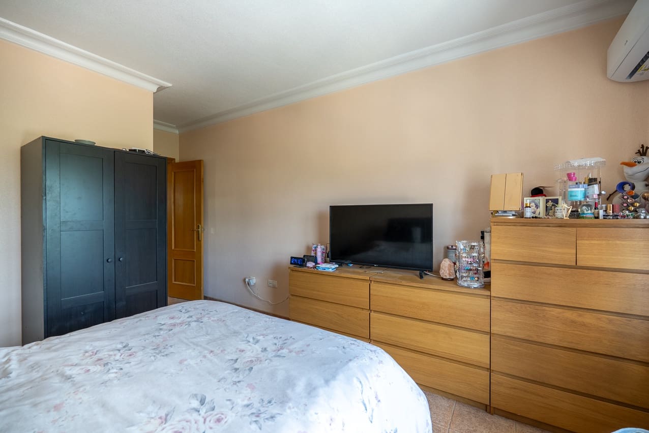 3 soverom Hus til salgs i Pinoso med svømmebasseng - € 149 995 (Ref: 8971392)