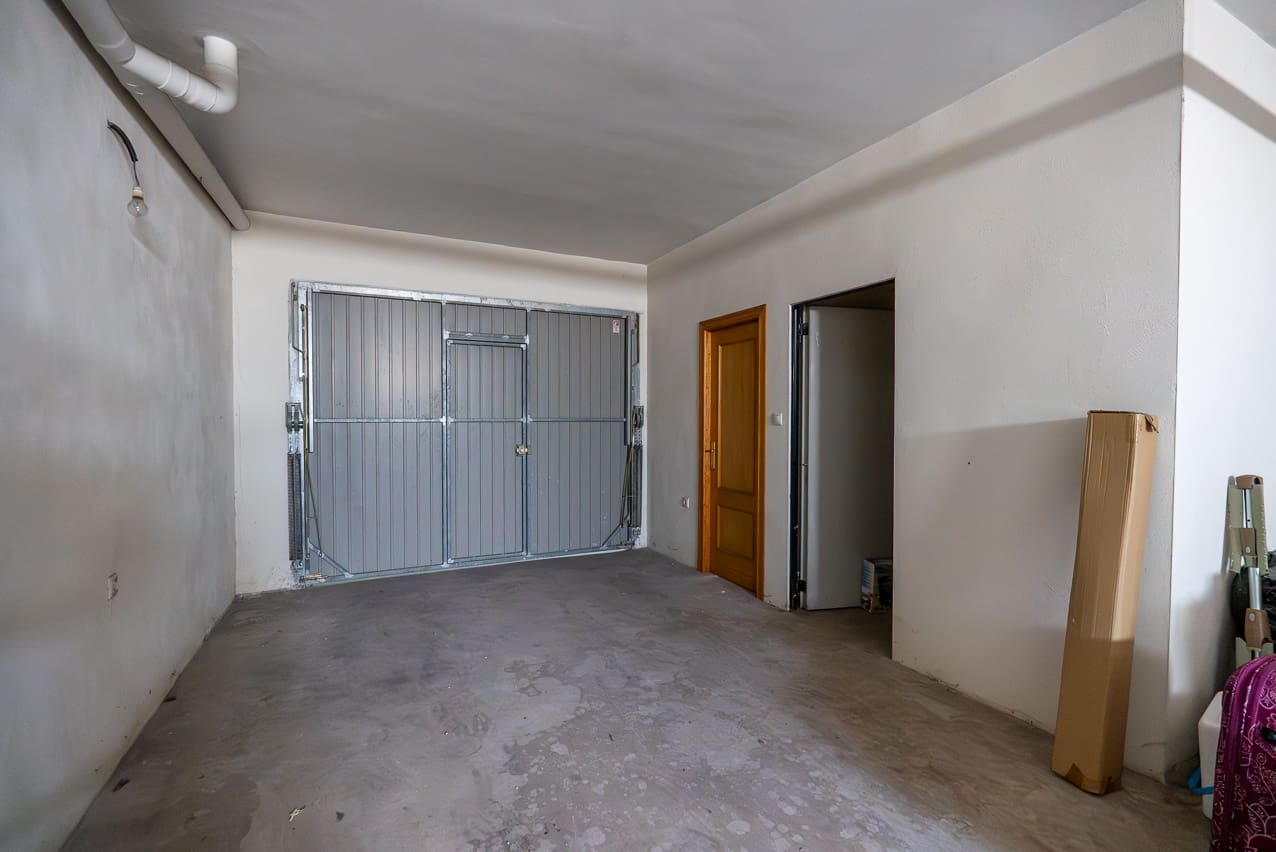 3 soverom Hus til salgs i Pinoso med svømmebasseng - € 149 995 (Ref: 8971392)